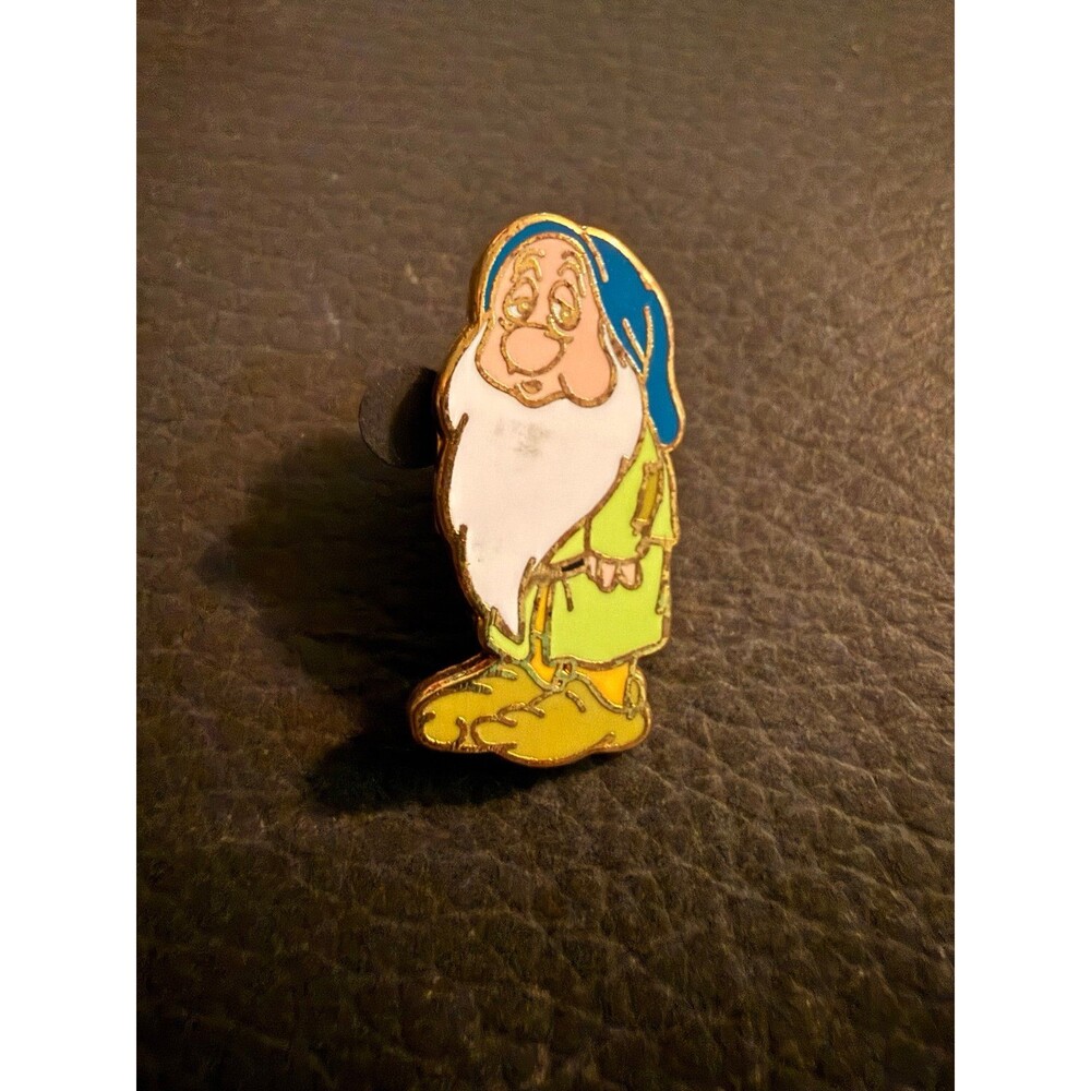 Snow White and the Seven Dwarfs - Sleepy